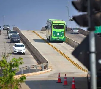 Ônibus é o mais utilizado, mas não tem espaço nas ruas de Goiânia