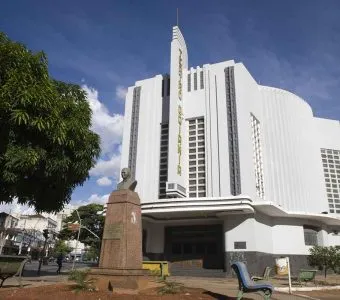 Teatro Goiânia é reinaugurado